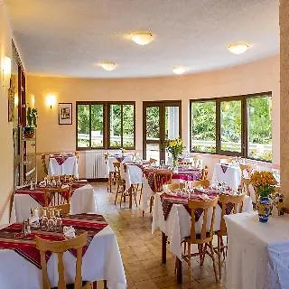 Logis Du Lavedan 2*