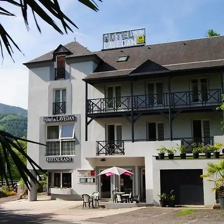 Logis Du Lavedan Hotel 2*